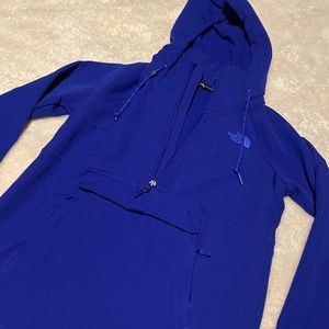 The North Face Tech Hoodie - size XS